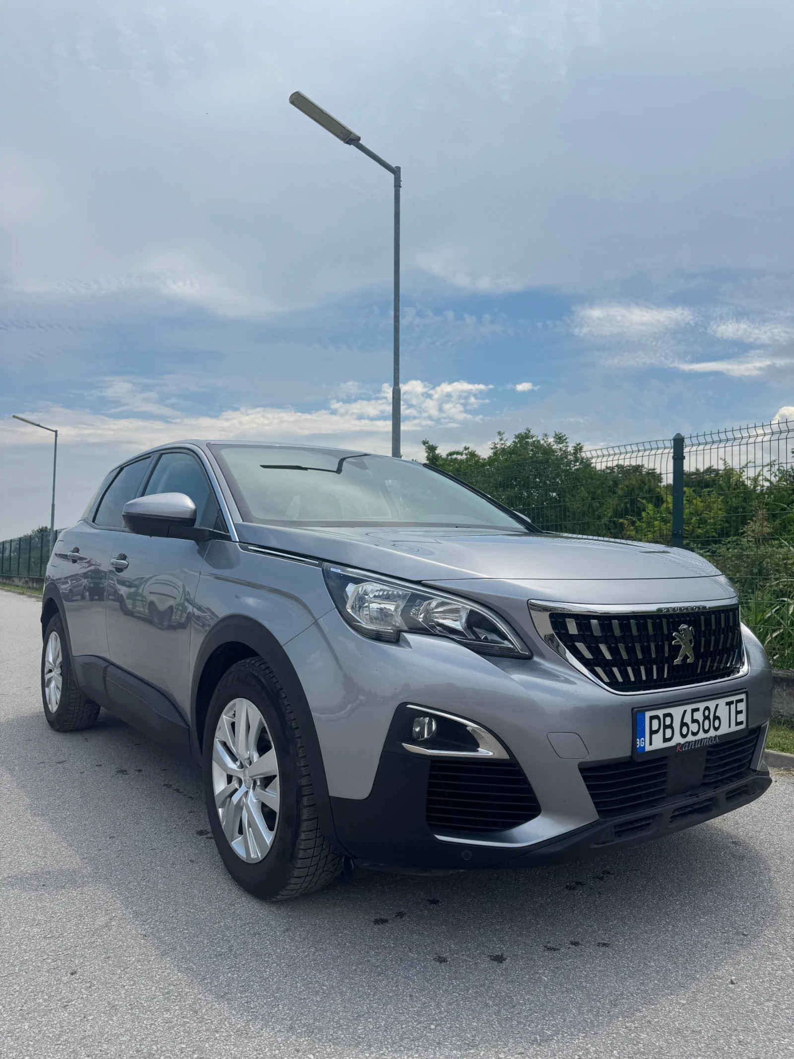 Peugeot 3008 1.6HDi CarPlay, снимка 3 - Автомобили и джипове - 54945502