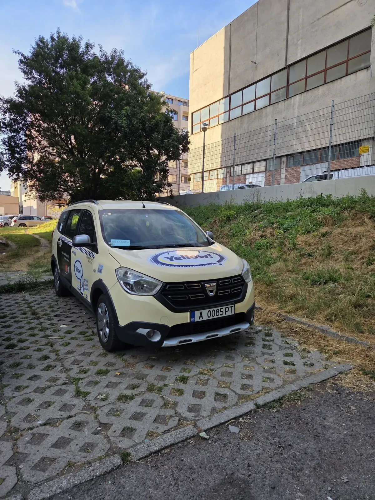 Dacia Lodgy STEPWAY  Газ 7 места, снимка 5 - Автомобили и джипове - 55155829