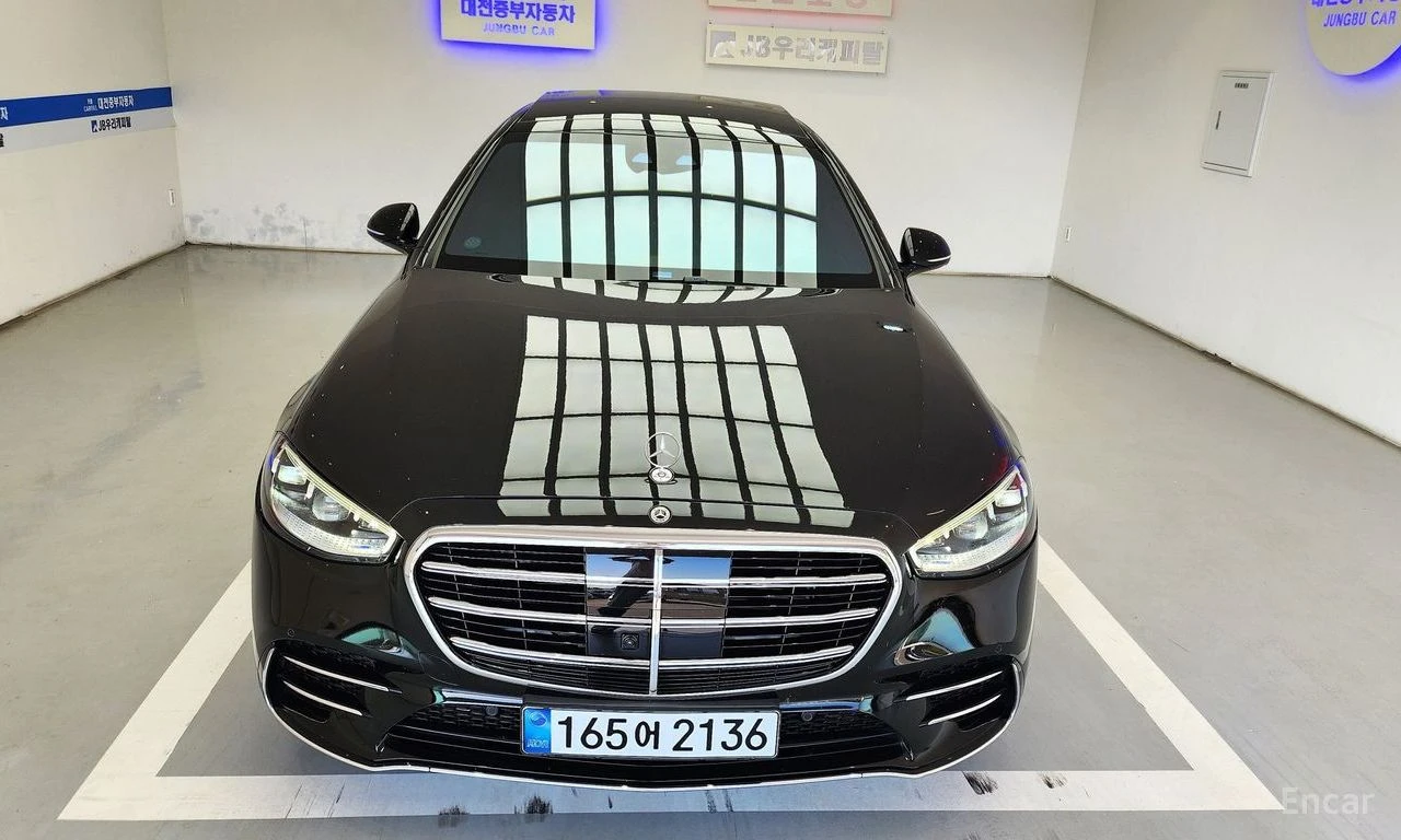 Mercedes-Benz S 500 L AMG LINE* FULL* МАСАЖ* 360* ХЕДЪП* BURMESTER* TV, снимка 12 - Автомобили и джипове - 55352700
