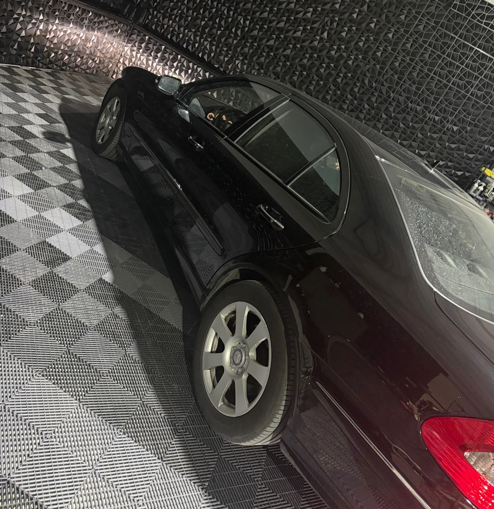 Mercedes-Benz E 350 РЕАЛНИ И ДОКАЗУЕМИ КМ ШФЕЙЦАРИЯ/ГАЗОВА УРЕДБА, снимка 10 - Автомобили и джипове - 55964822