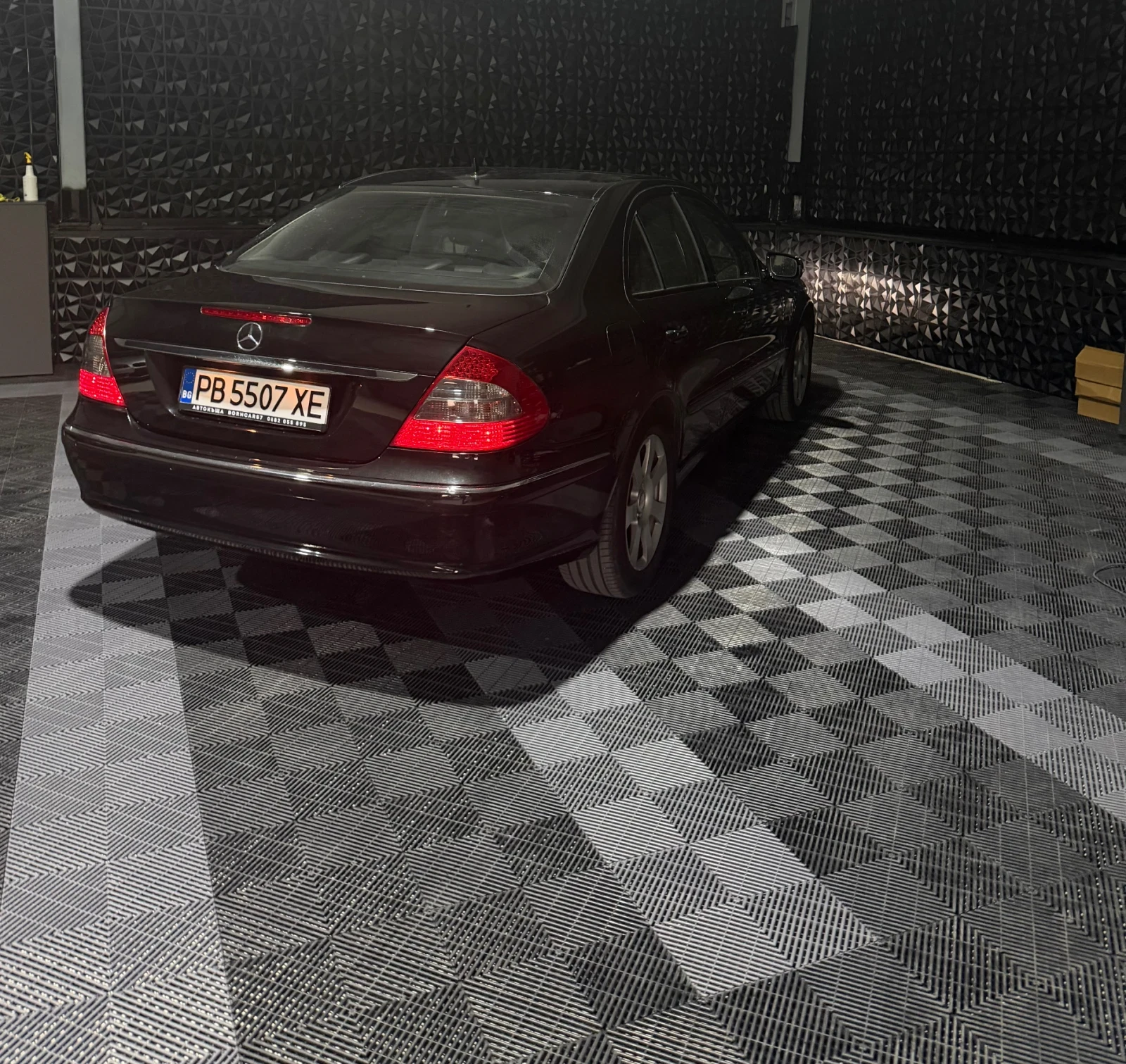 Mercedes-Benz E 350 РЕАЛНИ И ДОКАЗУЕМИ КМ ШФЕЙЦАРИЯ/ГАЗОВА УРЕДБА, снимка 8 - Автомобили и джипове - 55964822