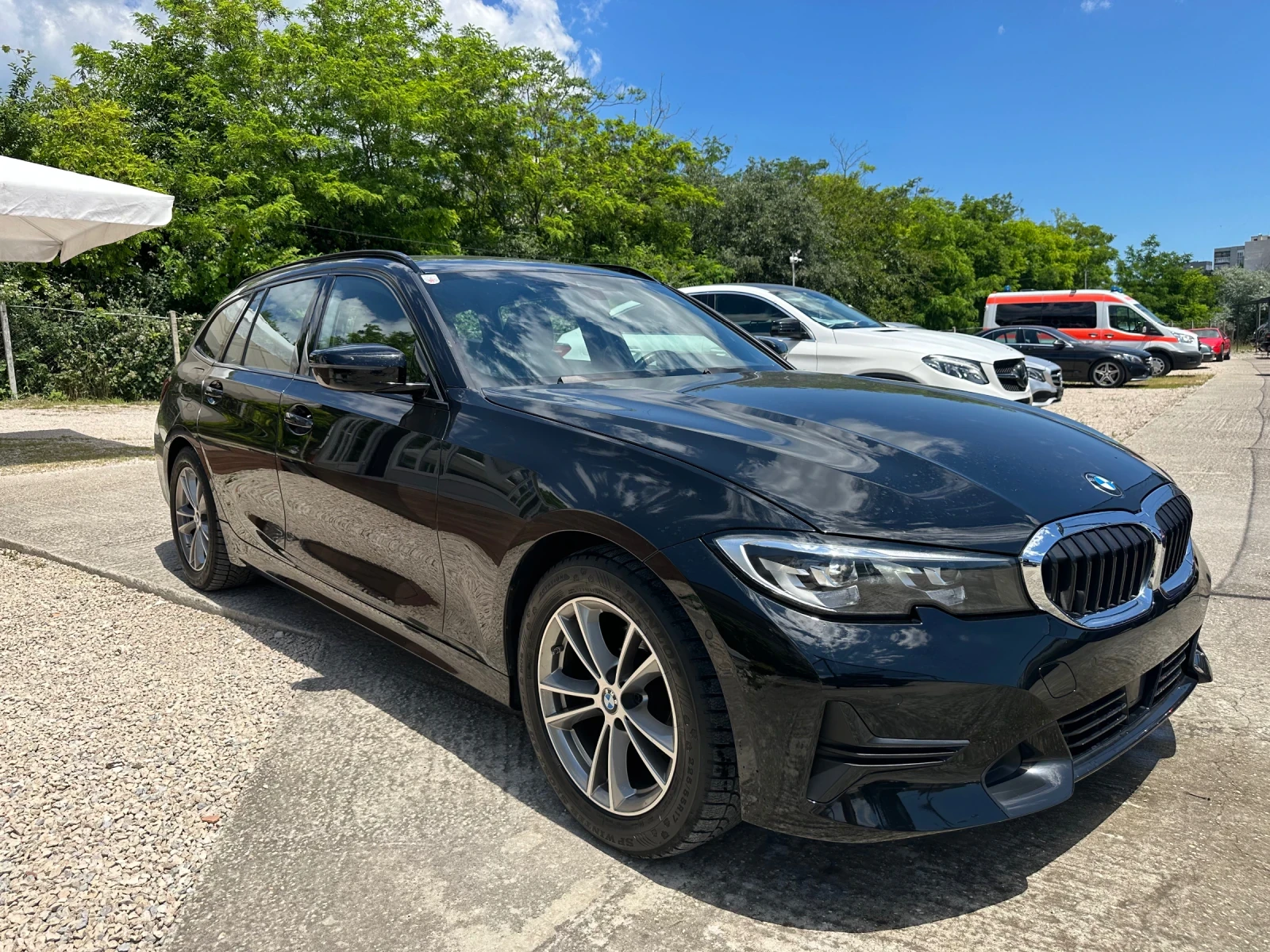 BMW 318 Touring 318 combi, снимка 2 - Автомобили и джипове - 56029689