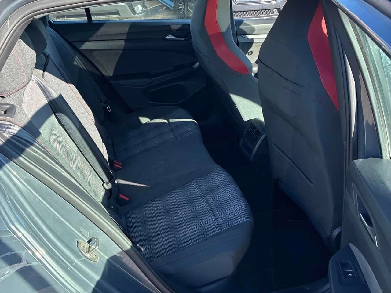 VW Golf GTI * 380 AUTOBAHN * CARFAX * ����������� | Mobile.bg � ����������� 12