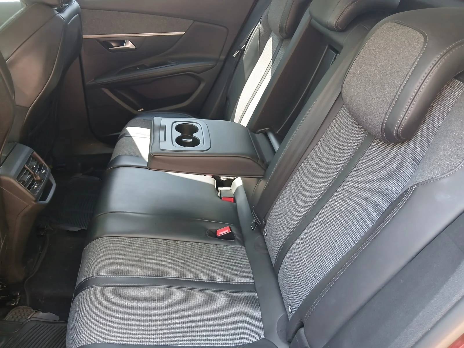 Peugeot 3008 лизинг, снимка 2 - Автомобили и джипове - 56619198