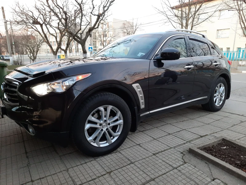 Infiniti Fx 35, снимка 1 - Автомобили и джипове - 49415270