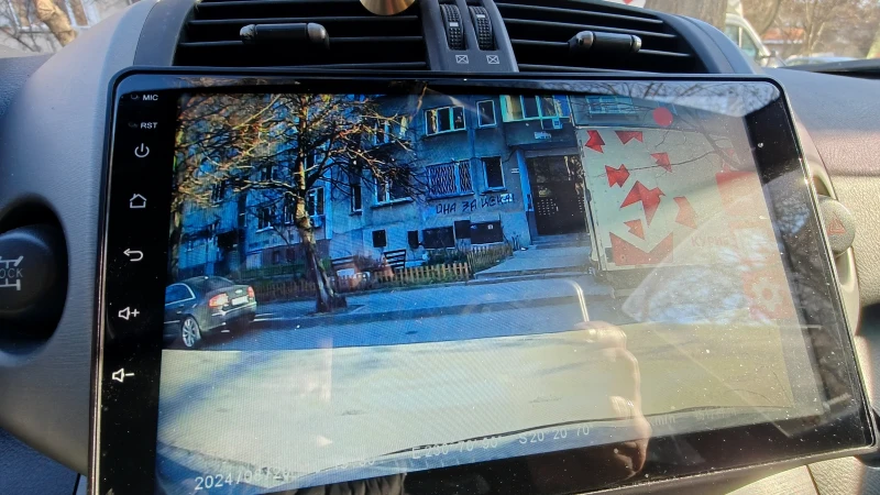 Toyota Rav4, снимка 11 - Автомобили и джипове - 52964115