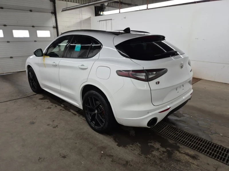Alfa Romeo Stelvio * Ti Sport * CARFAX * БЕЗ ПЪРВОНАЧАЛНА ВНОСКА, снимка 2 - Автомобили и джипове - 53279074
