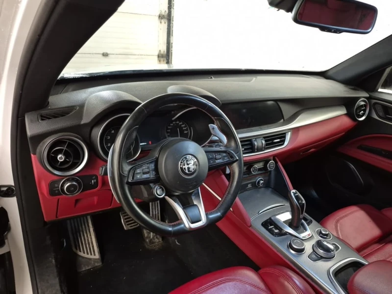 Alfa Romeo Stelvio * Ti Sport * CARFAX * БЕЗ ПЪРВОНАЧАЛНА ВНОСКА, снимка 8 - Автомобили и джипове - 53279074