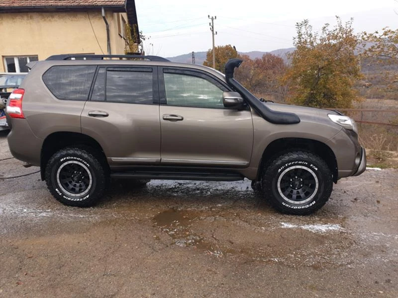 Toyota Land cruiser PRADO , снимка 3 - Автомобили и джипове - 49602737