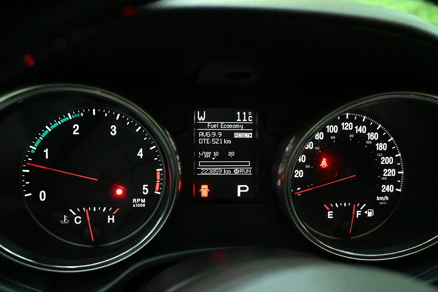 Jeep Grand cherokee 3.0CRD/OVERLAND - изображение 3