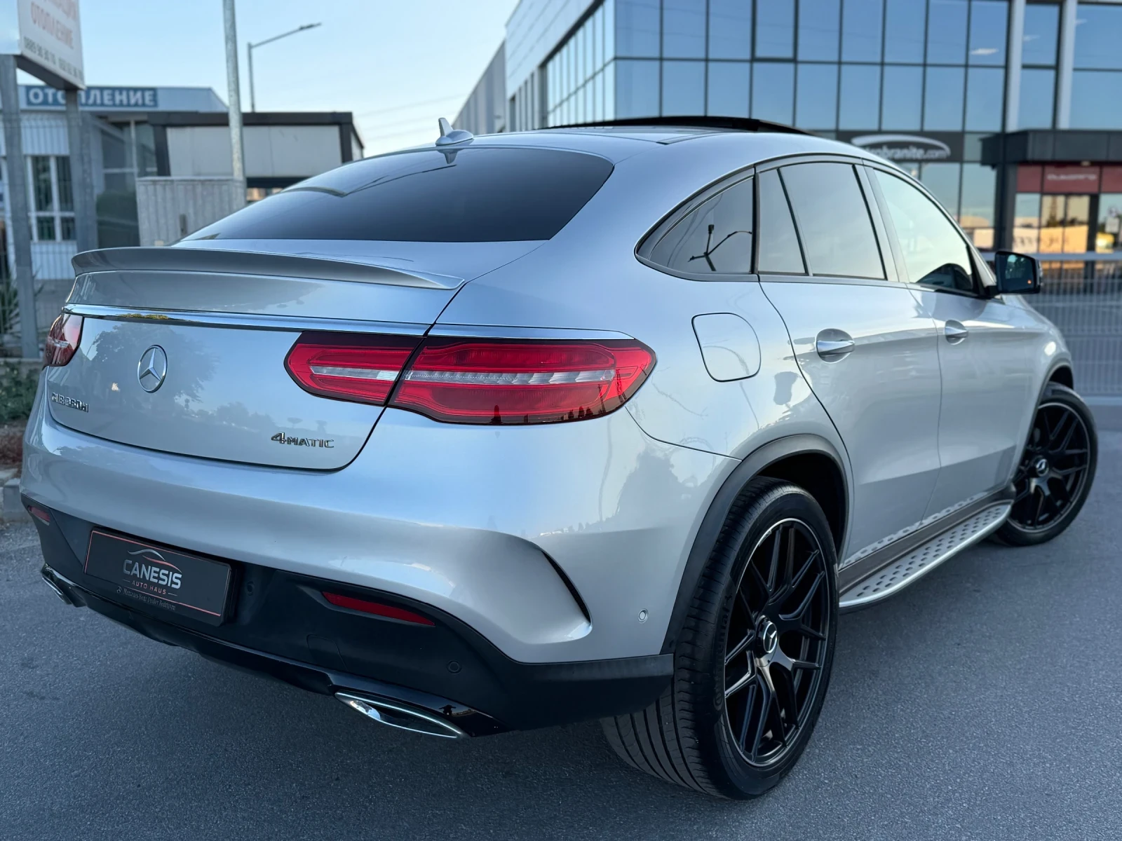 Mercedes-Benz GLE 350 1ВИ СОБСТВЕНИК* AMG-OPTIC* PODGREV* NAVI* 360-CAME - изображение 4