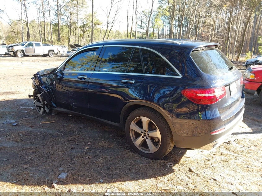 Mercedes-Benz GLC 300 2.0L I-4 DI, DOHC, VVT, TURBO, 241HP All Wheel | Mobile.bg � ����������� 3