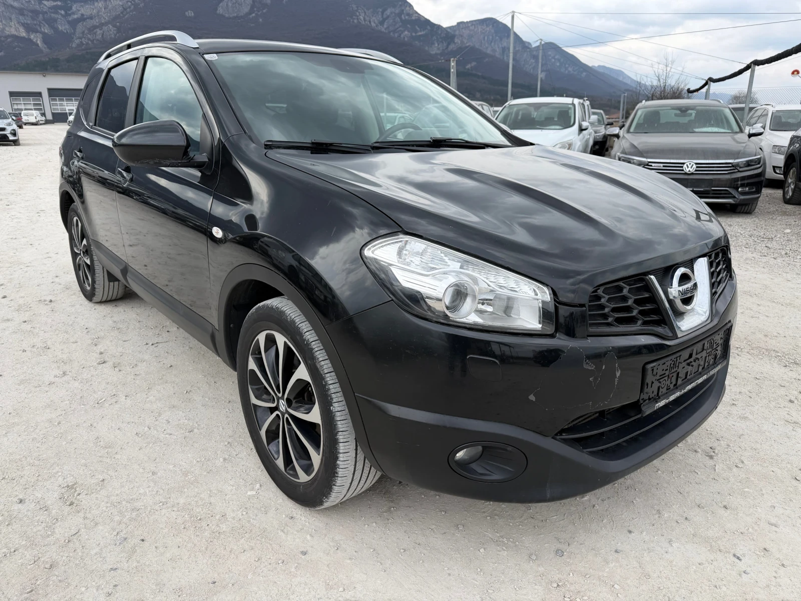 Nissan Qashqai 2.0/150кс 4х4 6+ 1места Кожа Панорама, снимка 3 - Автомобили и джипове - 53925113