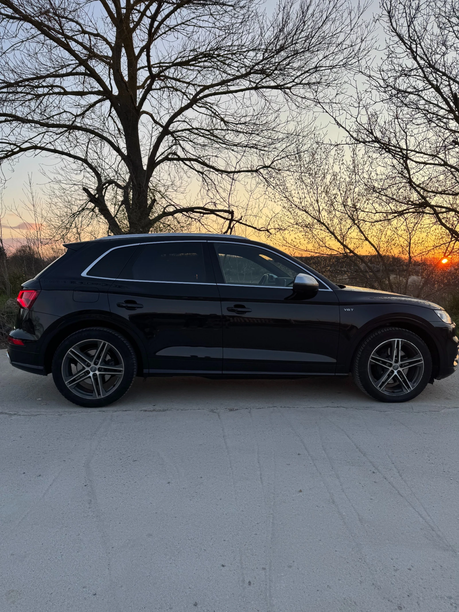 Audi SQ5 3.0TFSI V6 MATRIX/AIR/MASSAGE/B&O, снимка 4 - Автомобили и джипове - 54488376