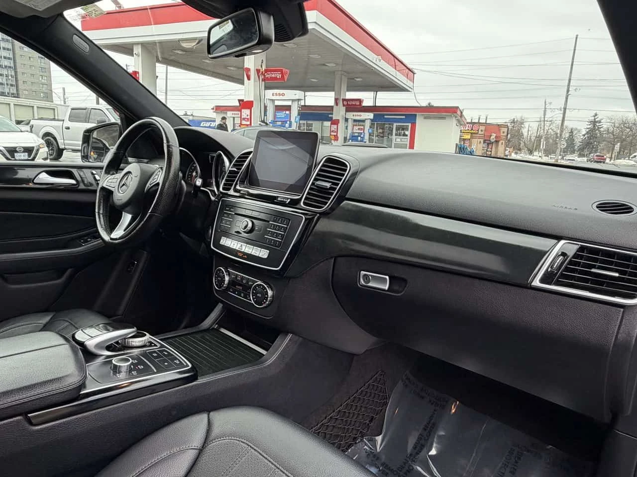Mercedes-Benz GLE 400 * CARFAX * ЦЕНА ДО БГ, снимка 13 - Автомобили и джипове - 54754111