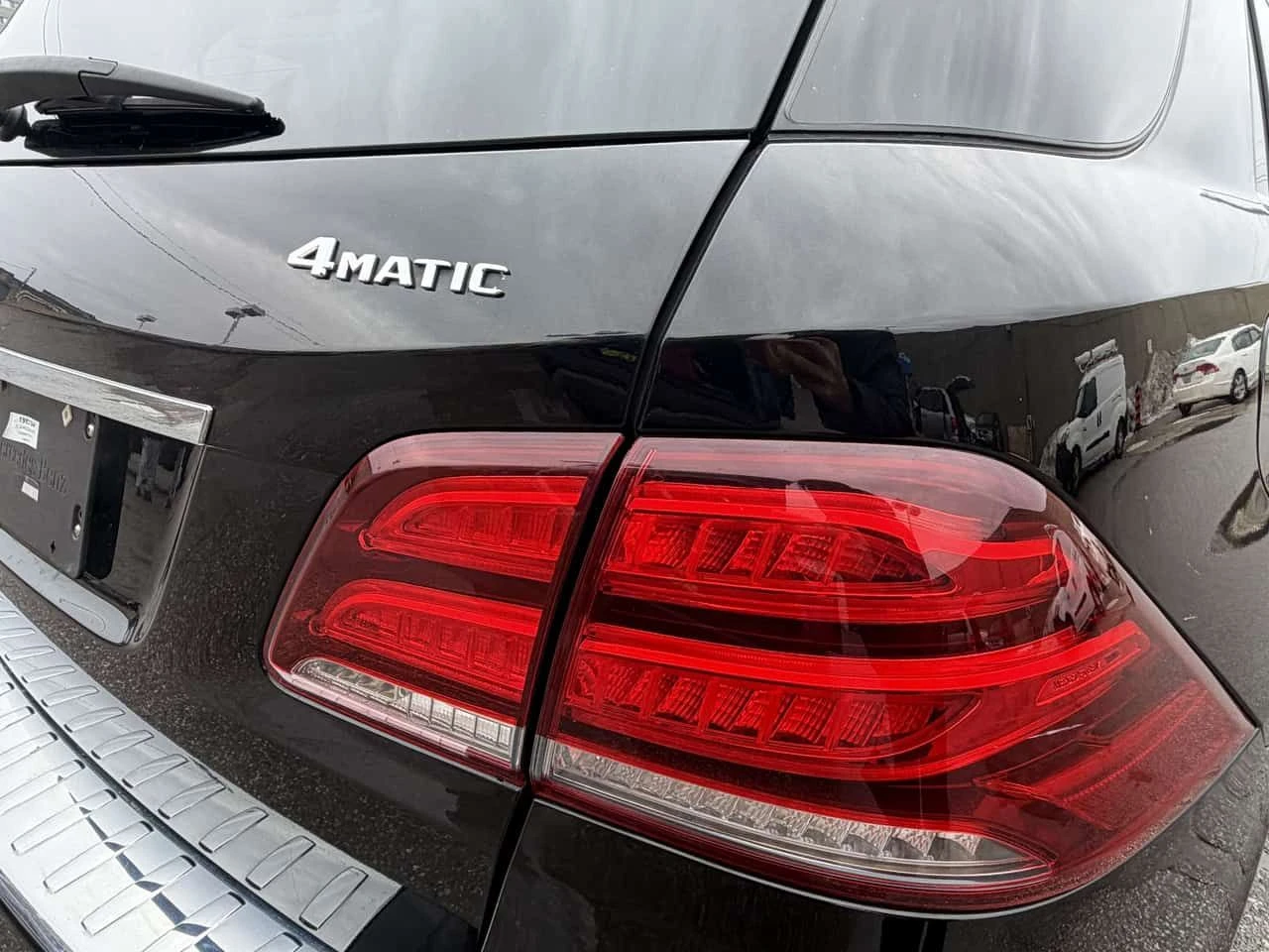 Mercedes-Benz GLE 400 * CARFAX * ЦЕНА ДО БГ, снимка 7 - Автомобили и джипове - 54754111