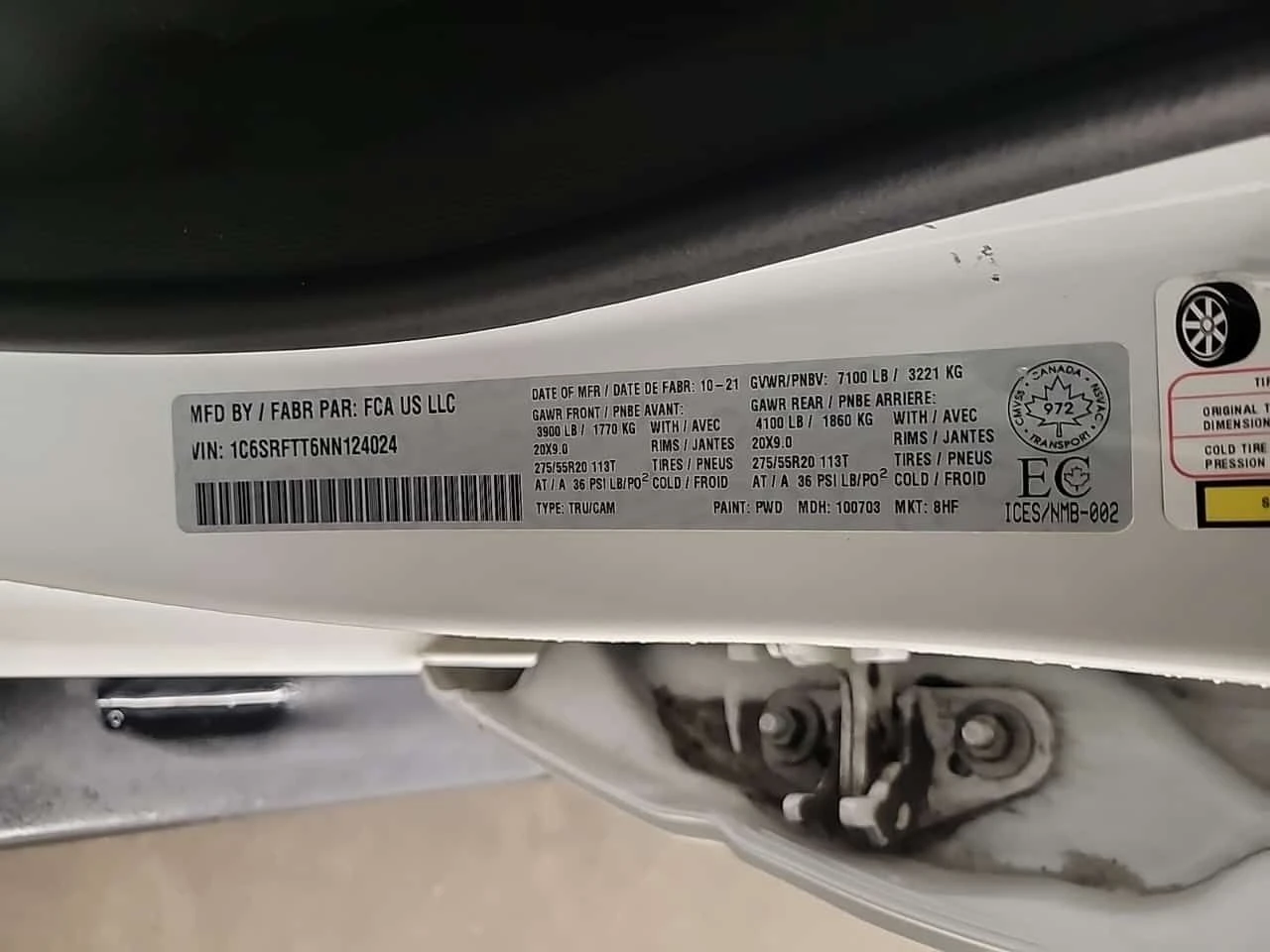 Dodge RAM 1500 SPORT CREW CAB STANDARD BED| KEYLESS| ЗАДНА КАМЕРА, снимка 15 - Автомобили и джипове - 55542140