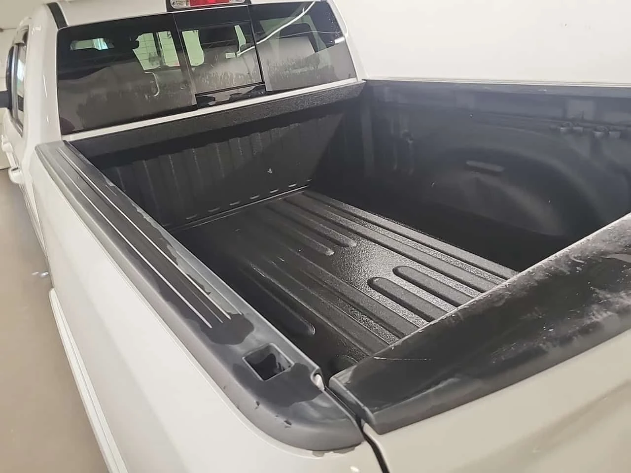 Dodge RAM 1500 SPORT CREW CAB STANDARD BED| KEYLESS| ЗАДНА КАМЕРА, снимка 14 - Автомобили и джипове - 55542140
