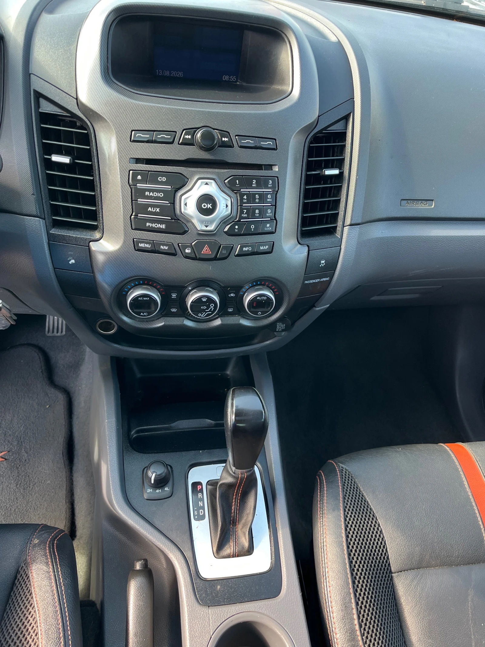 Ford Ranger 3.2TDCI WILDTRAK 4x4, снимка 13 - Автомобили и джипове - 55660233