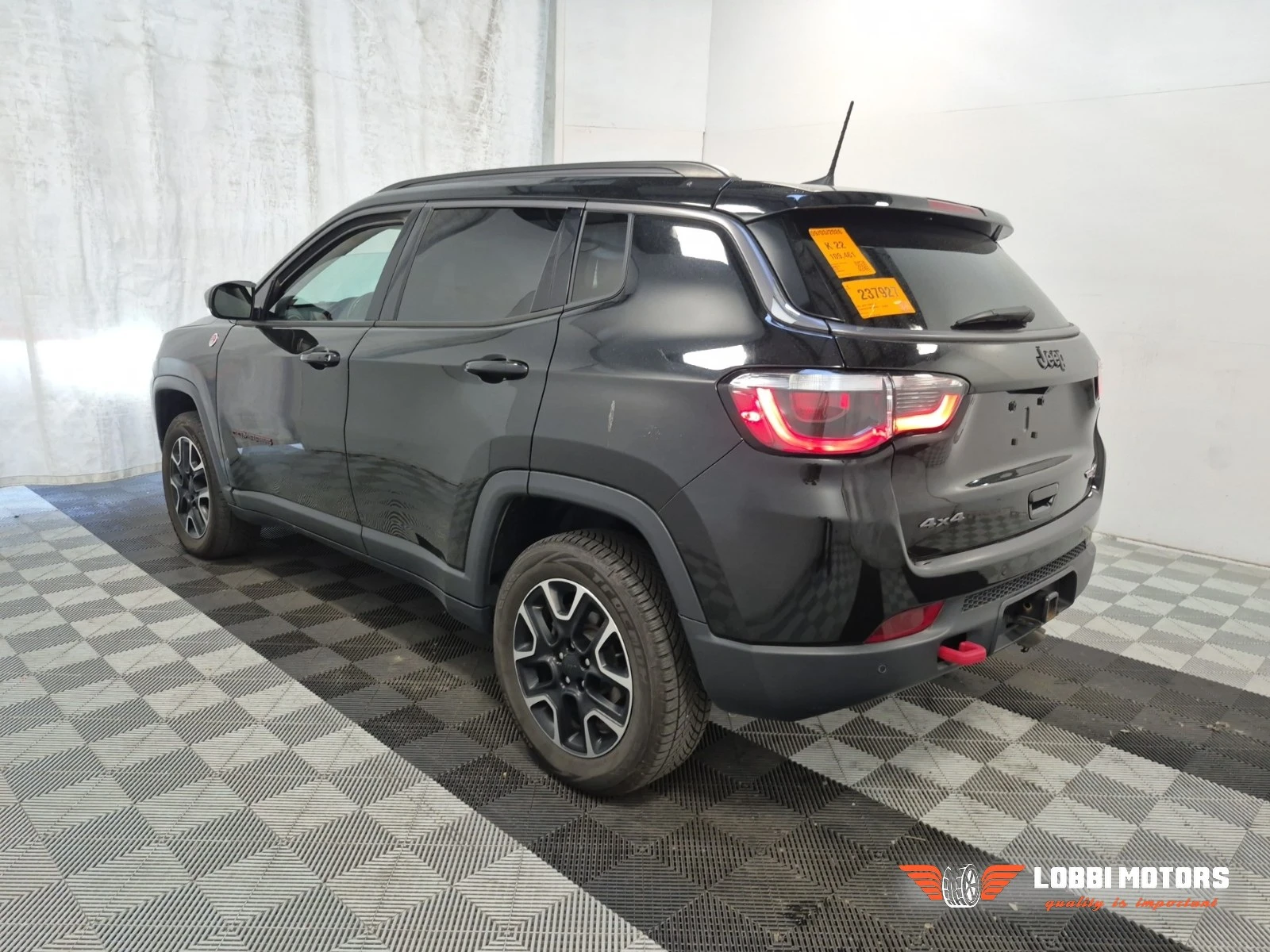 Jeep Compass, снимка 4 - Автомобили и джипове - 55955785