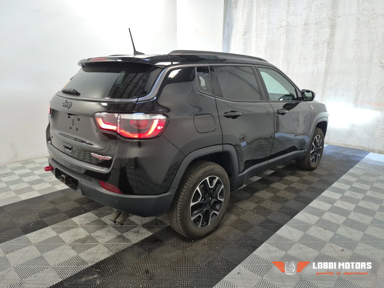 Jeep Compass, снимка 3 - Автомобили и джипове - 55955785