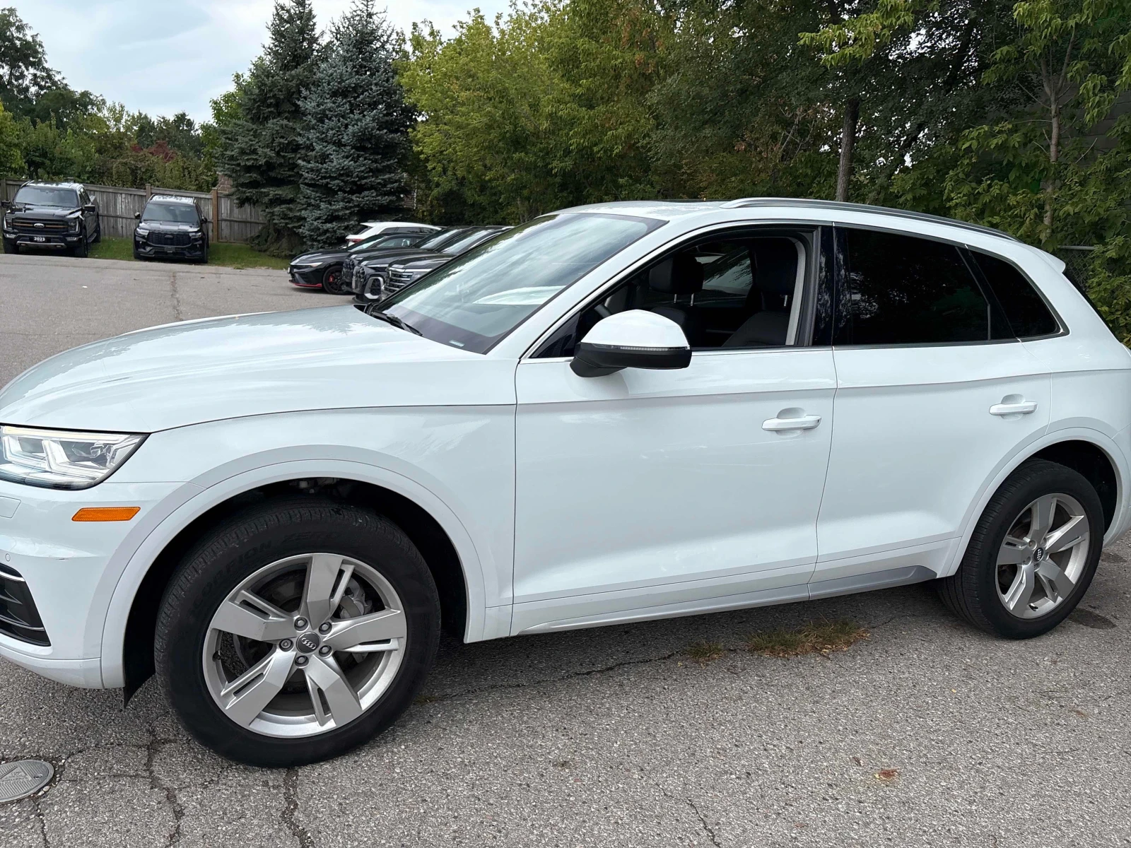 Audi Q5 * Technik * DISTRONIC* BANG&OLUFSEN* , снимка 13 - Автомобили и джипове - 56120411