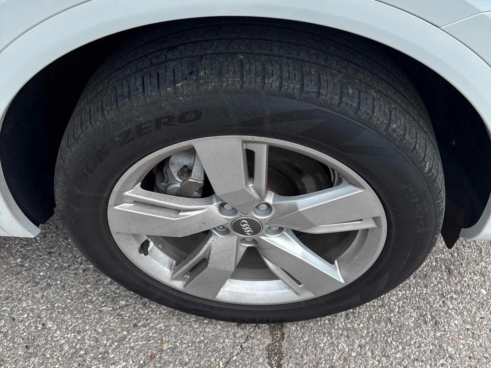 Audi Q5 * Technik * DISTRONIC* BANG&OLUFSEN* , снимка 7 - Автомобили и джипове - 56120411