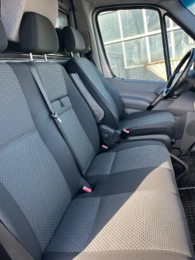 Mercedes-Benz Sprinter 319, снимка 7