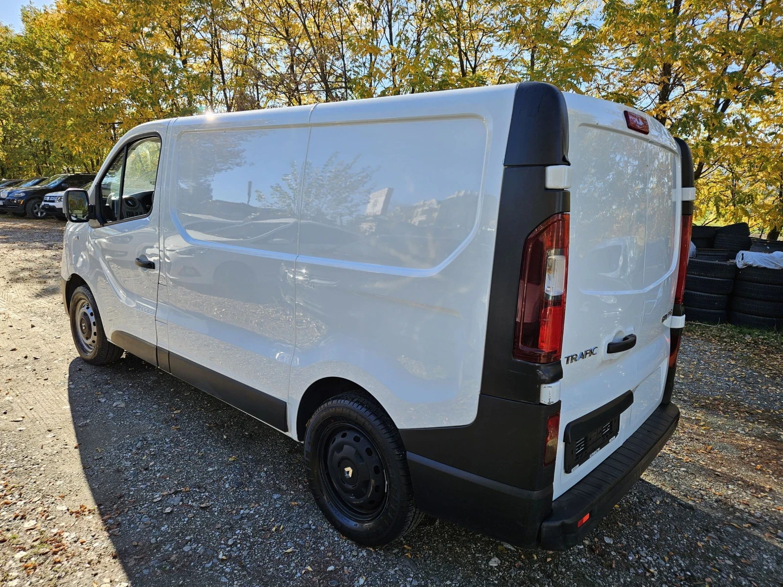 Renault Trafic 1.6 dci euro6 - изображение 3