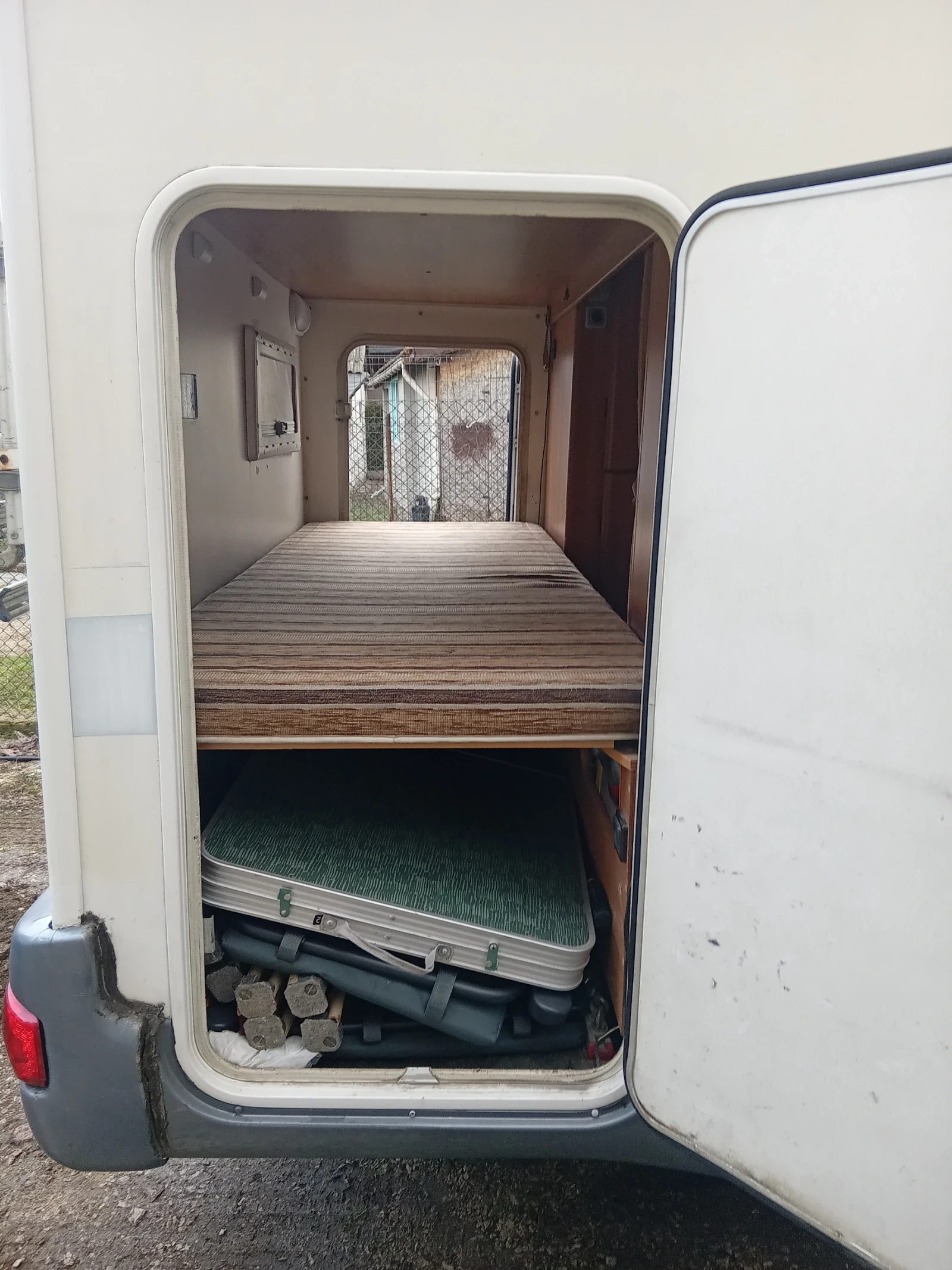 Кемпер Challenger Fiat, снимка 16 - Каравани и кемпери - 53739955