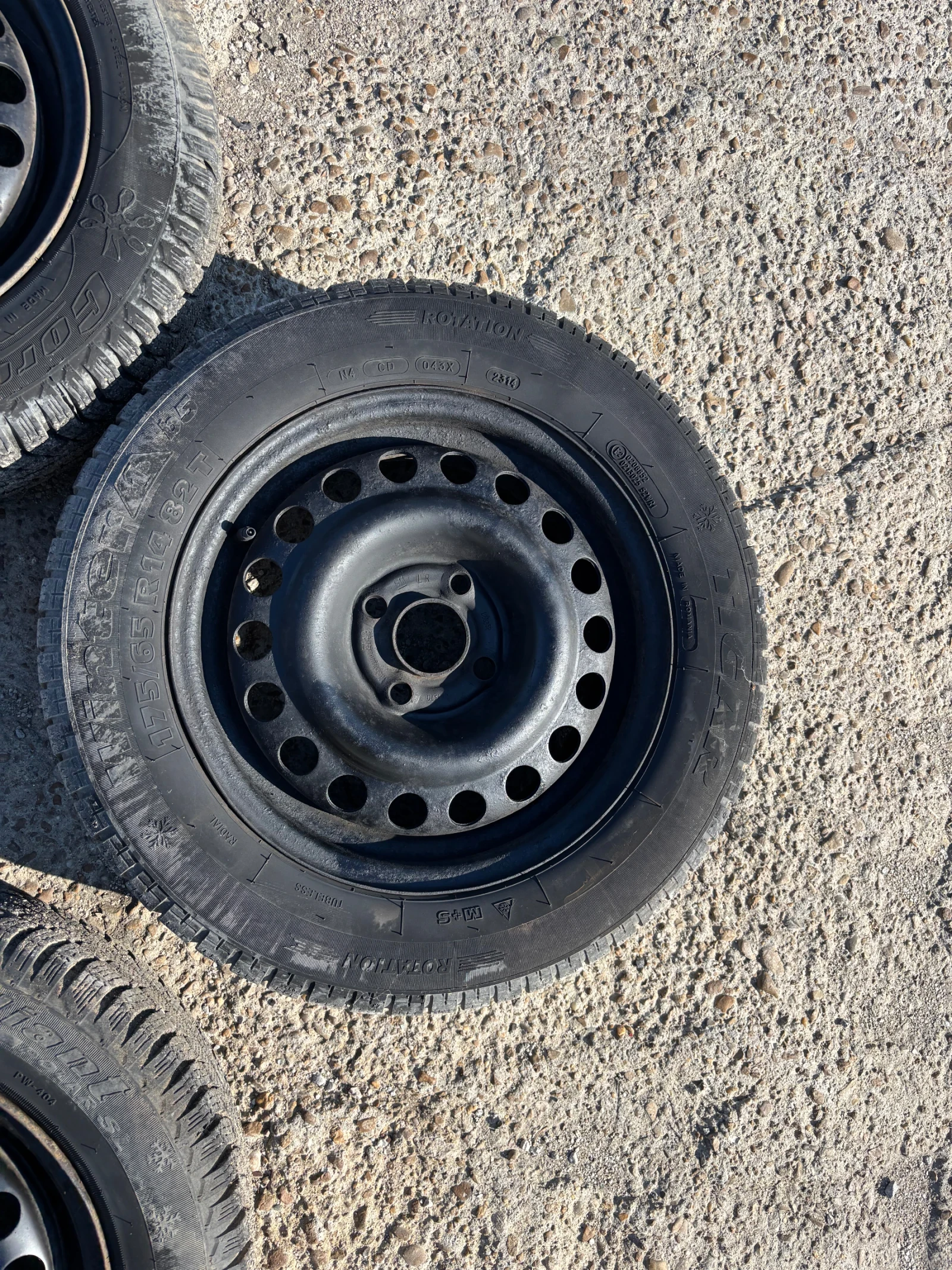 Гуми с джанти Tigar 175/65R14, снимка 5 - Гуми и джанти - 54428888
