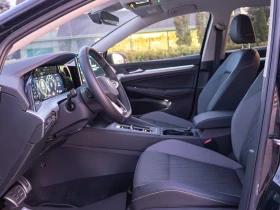 VW Golf Variant 1.5 eTSI DSG в гаранция, като нов , снимка 8