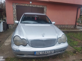 Mercedes-Benz 220 2.2cdi, снимка 1 - Автомобили и джипове - 45429094
