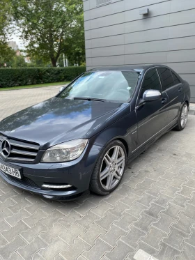  Mercedes-Benz C 320