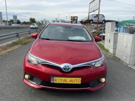     Toyota Auris ----