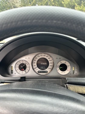 Mercedes-Benz E 320, снимка 4