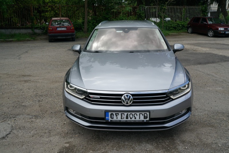 VW Passat HighLine, снимка 2 - Автомобили и джипове - 46342480