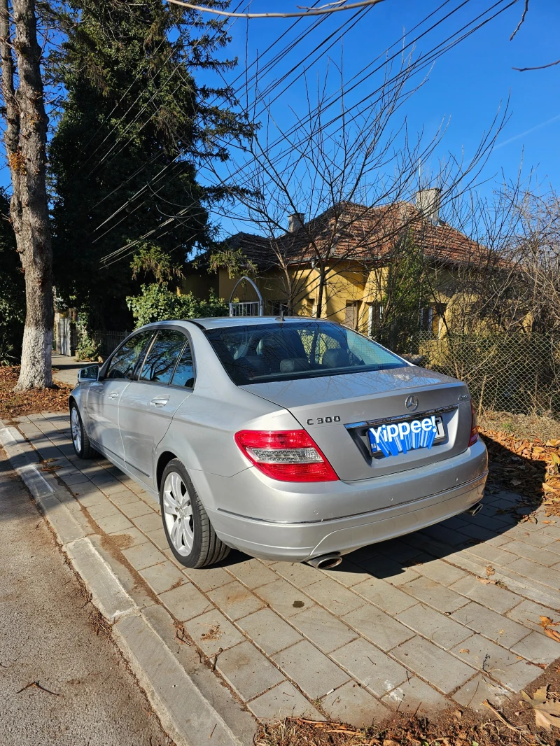 Mercedes-Benz C 300, снимка 3 - Автомобили и джипове - 48143851