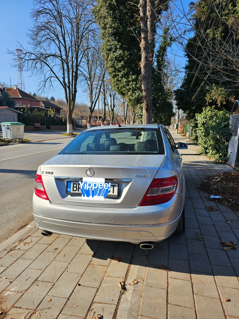 Mercedes-Benz C 300, снимка 4 - Автомобили и джипове - 48143851