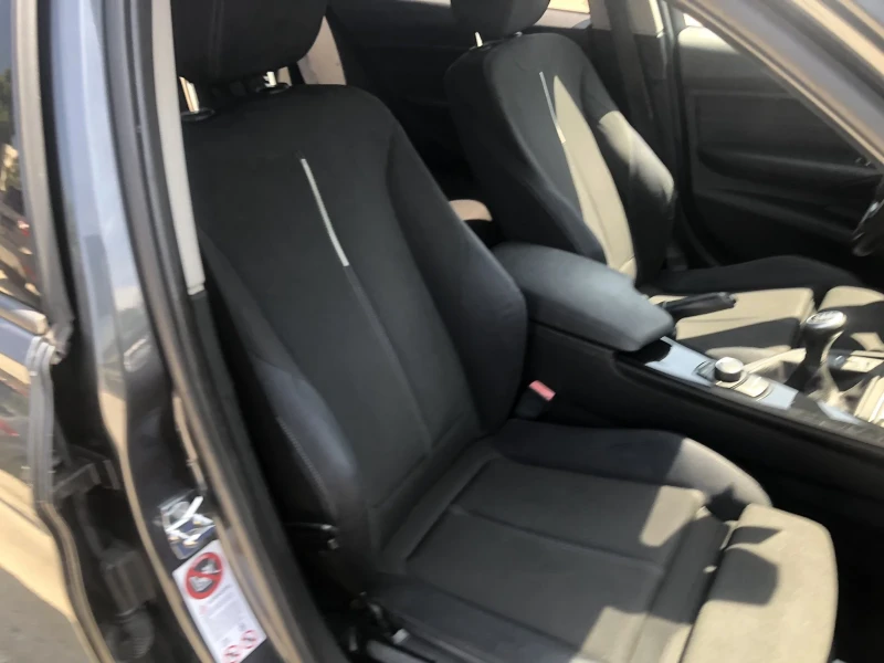 BMW 318 M Sport LED, снимка 10 - Автомобили и джипове - 51082693