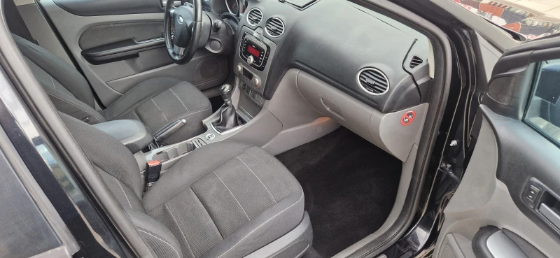 Ford Focus 1.6i газ/бензин, снимка 9 - Автомобили и джипове - 52474296
