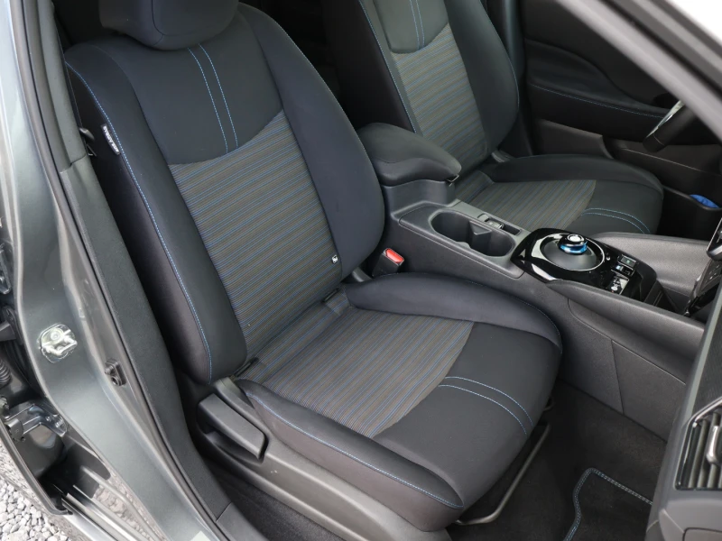 Nissan Leaf  n-connecta 40kwh 150cv, снимка 12 - Автомобили и джипове - 52015403