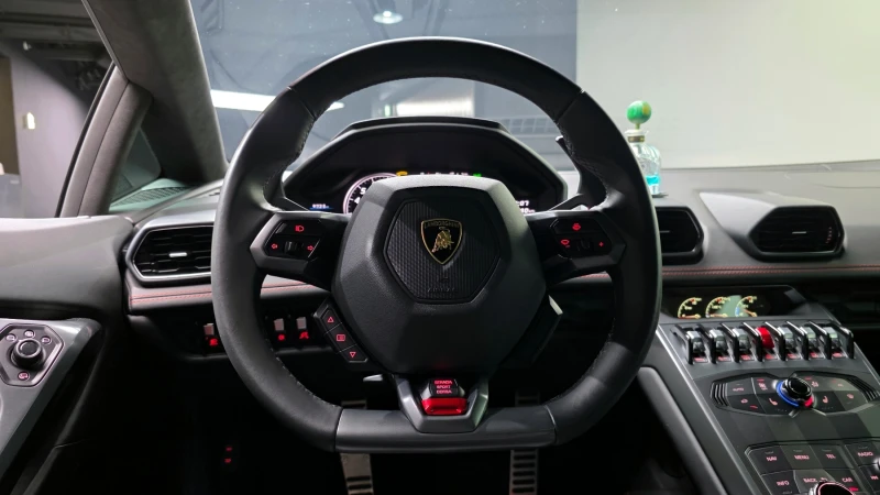 Lamborghini Huracan LP 580-2 / LIFT / Сервизна история !!!, снимка 10 - Автомобили и джипове - 52153428