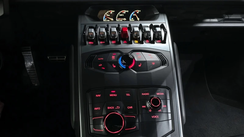 Lamborghini Huracan LP 580-2 / LIFT / Сервизна история !!!, снимка 12 - Автомобили и джипове - 52153428