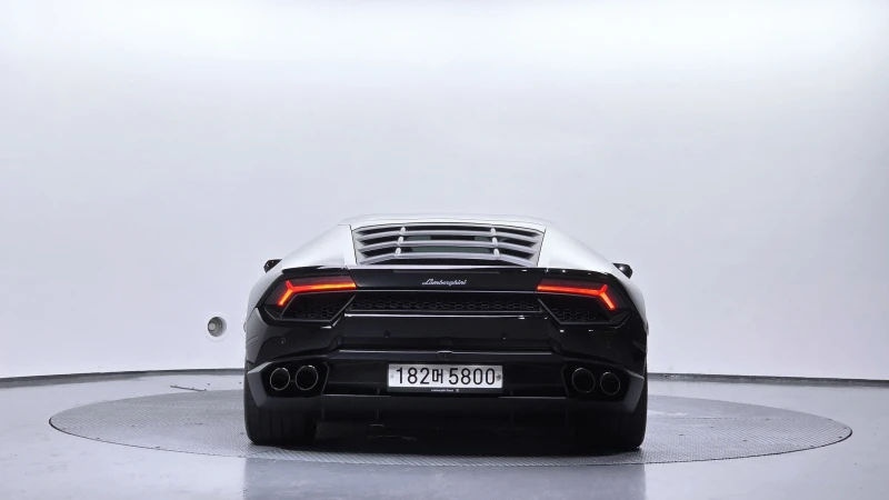 Lamborghini Huracan LP 580-2 / LIFT / Сервизна история !!!, снимка 3 - Автомобили и джипове - 52153428