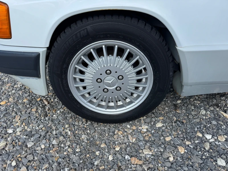 Mercedes-Benz 190 1.8 , снимка 7 - Автомобили и джипове - 52203249