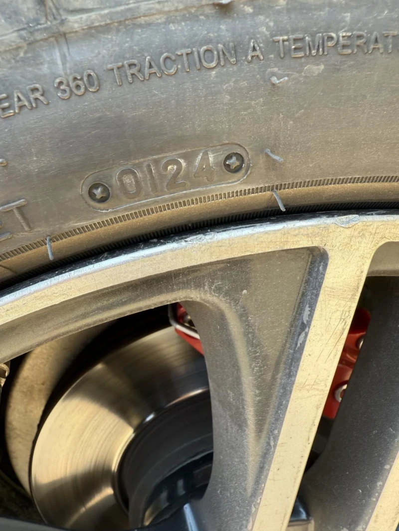 Audi A4 2.0, снимка 9 - Автомобили и джипове - 52396925