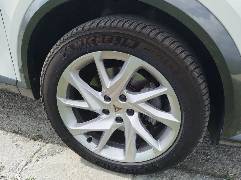 Cupra Formentor, снимка 4 - Автомобили и джипове - 52723433