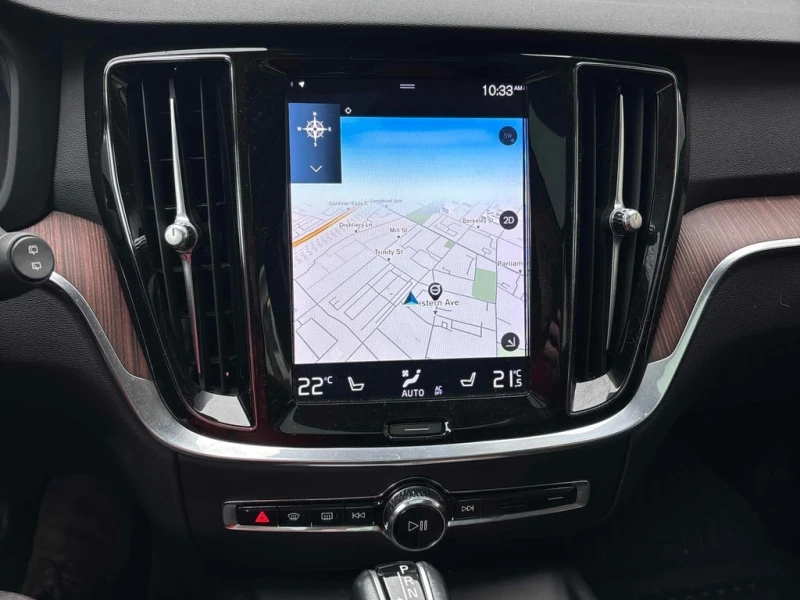 Volvo V60 Momentum  CARFAX, снимка 9 - Автомобили и джипове - 53111000