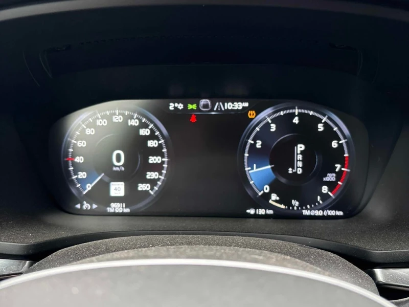 Volvo V60 Momentum  CARFAX, снимка 8 - Автомобили и джипове - 53111000